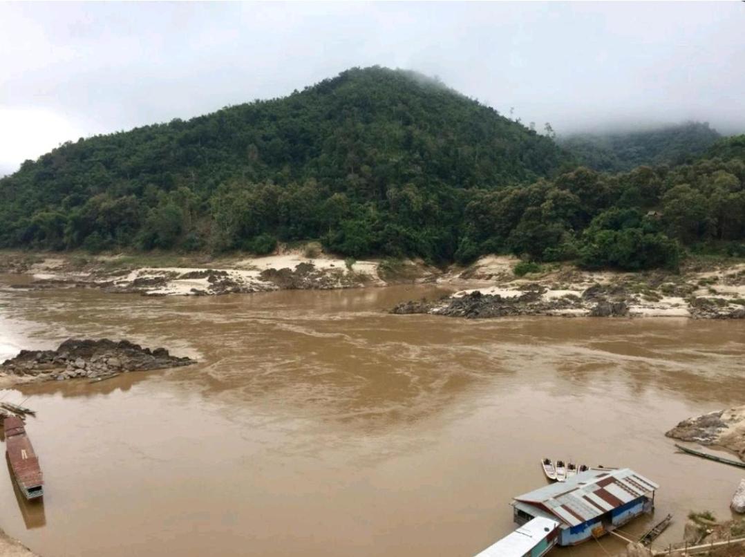 Mekong Backpackers Pakbeng Muang Pakbèng Exterior foto
