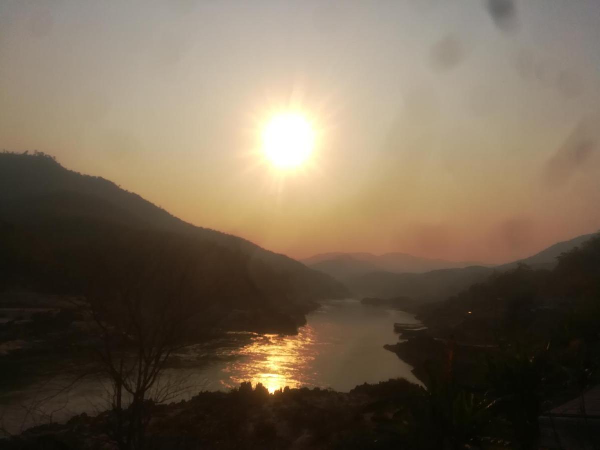 Mekong Backpackers Pakbeng Muang Pakbèng Exterior foto