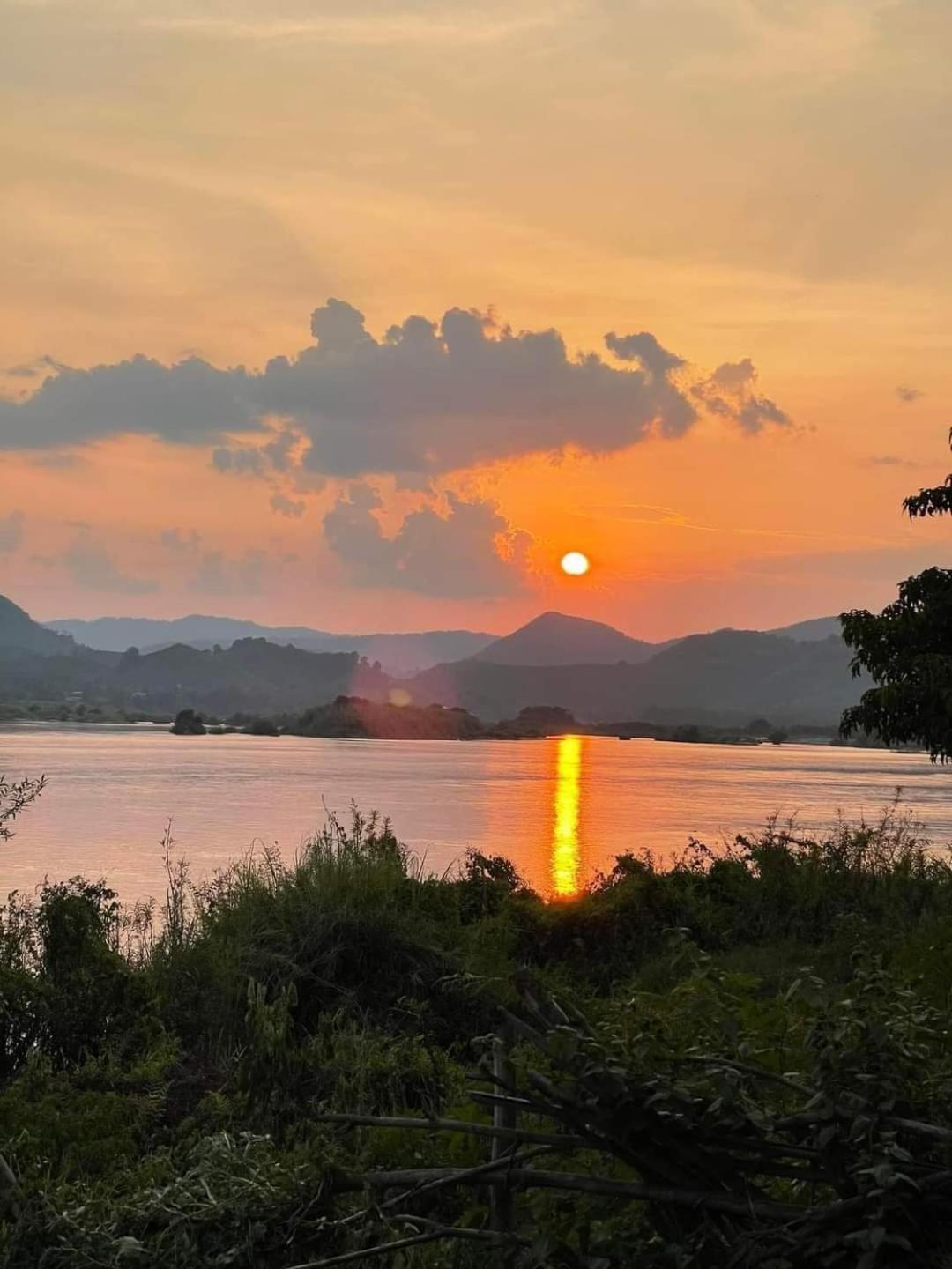 Mekong Backpackers Pakbeng Muang Pakbèng Exterior foto