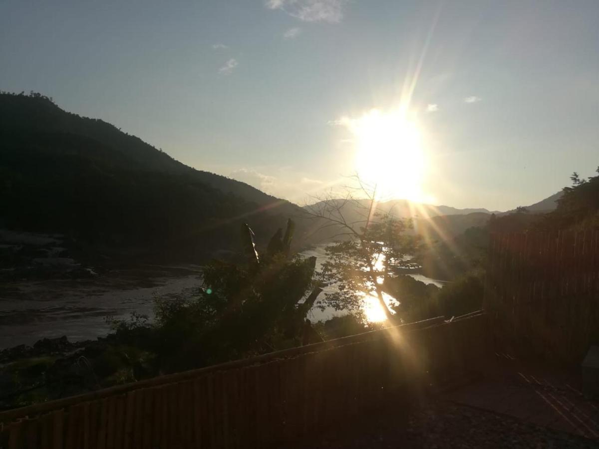 Mekong Backpackers Pakbeng Muang Pakbèng Exterior foto